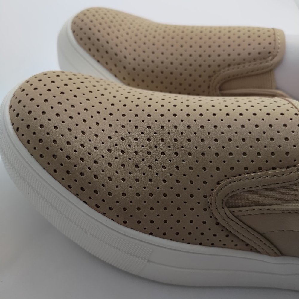 Croft Slip On Flat Platform Sneaker Nat